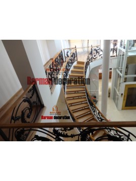 پله گرد -پله پیچ با نرده فرفورژه پاسداران 