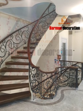 پله گرد فلزی نرده فرفورژه