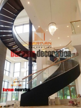 سازه فلزی پله گرد نرده شیشه ای