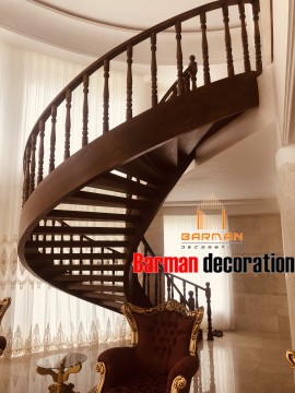 پله گرد چوبی با نرده چوب راش